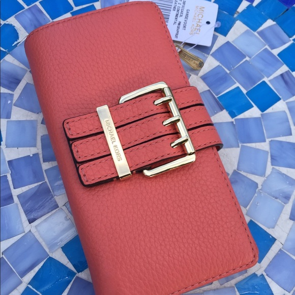 SOLDNEW Michael Kors Gansevoort Continental wallet - Picture 8 of 8